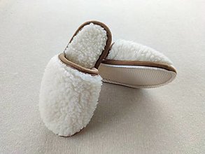 Ponožky, pančuchy, obuv - VLNIENKA teplé papuče na zimu 100% ovčia vlna MERINO BARANČEK hnedá lemovka - 13273530_