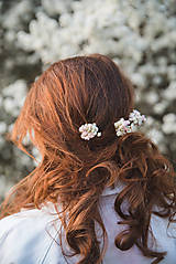 Ozdoby do vlasov - Kvetinové vlásenky "tajomstvá bielych perín" - 13277477_