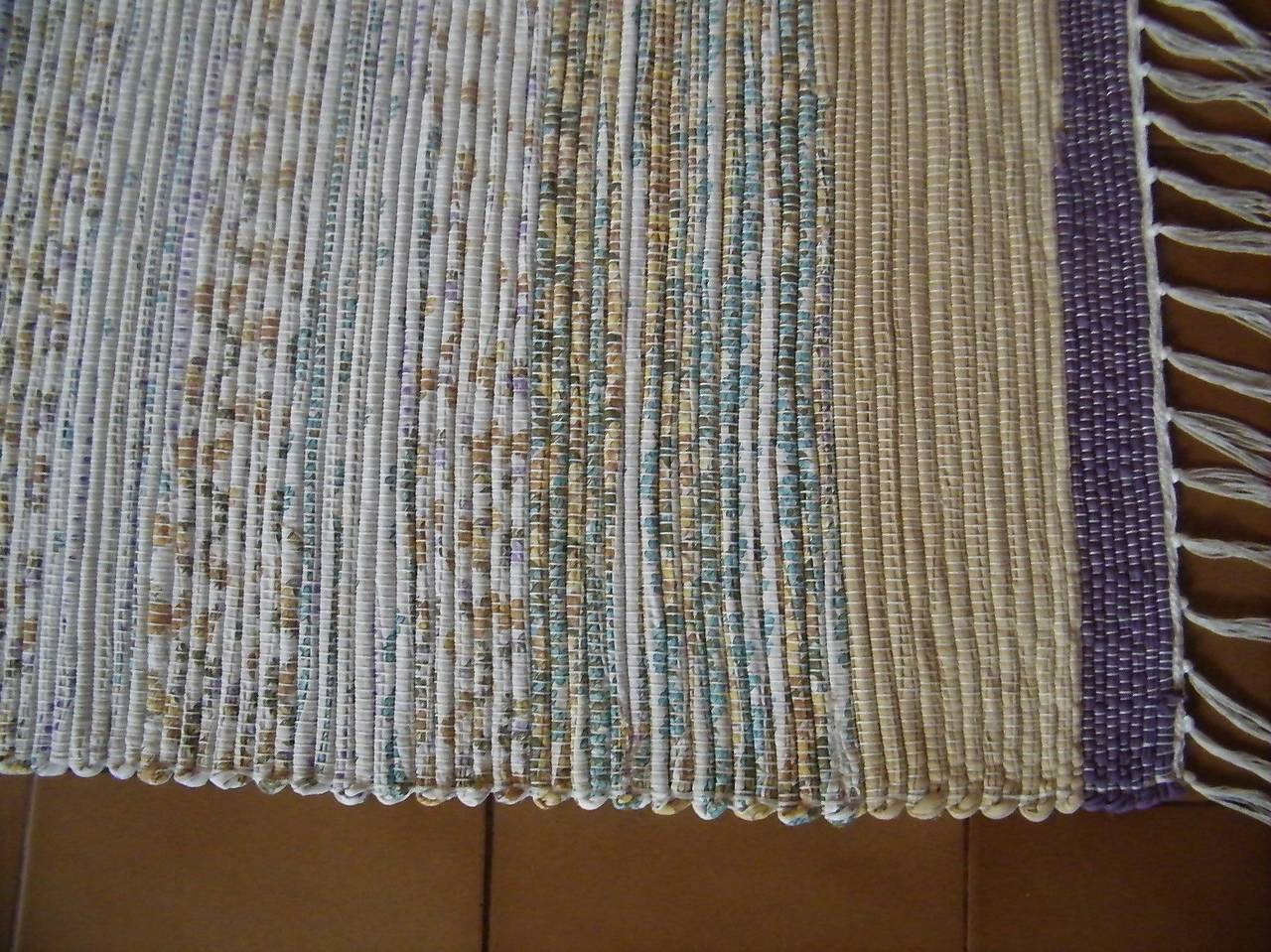 Tkaný koberec fialovo-hnedo-tyrkysový