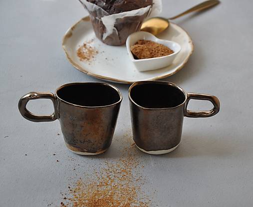 Šálka, hrnček espresso v glazúre kovovej farby S