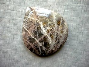 Minerály - Kabošon - mikroklin 42 mm, č.2s - 13288810_