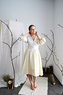 Šaty - Upcyklované bavlnené krepové šaty  s riasenou sukňou - 13286220_
