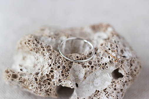 Strieborný prsteň – minimal
