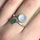 Prstene - Heart Moonstone Ag925 Ring  / Strieborný prsteň s mesačným kameňom - 13315287_