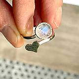 Prstene - Heart Moonstone Ag925 Ring  / Strieborný prsteň s mesačným kameňom - 13315291_