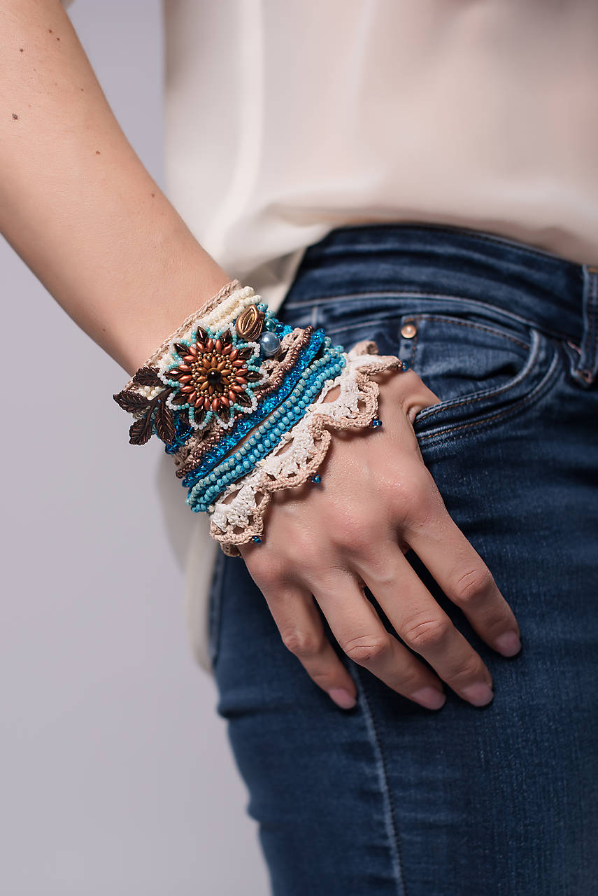 Háčkovaný NÁRAMOK