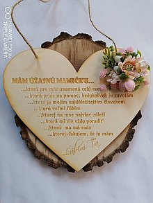 Tabuľky - Kvetinove srdce na zavesenie pre mamičku marhuľkové - 13316796_