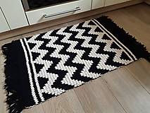 Úžitkový textil - Koberec s moderným vzorom - 13337076_