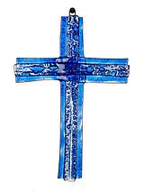 Dekorácie - Sklenený kríž na stenu tmavomodrý vrstvený malý - 13340553_