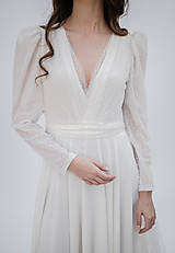 Šaty - Svadobné šaty z bodkovaného tylu s kruhovou sukňou - 13349448_