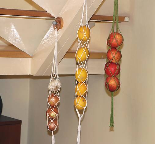 Úžitkový textil - Špajzové sieťky na ovocie a zeleninu - makramé (Set 3 kusov (2 biele, 1 zelená)) - 13353640_