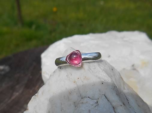ring pink turmalina-rúžový turmalín