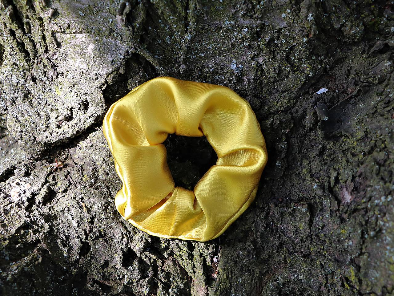 Scrunchies gumička saténová (zlatá)
