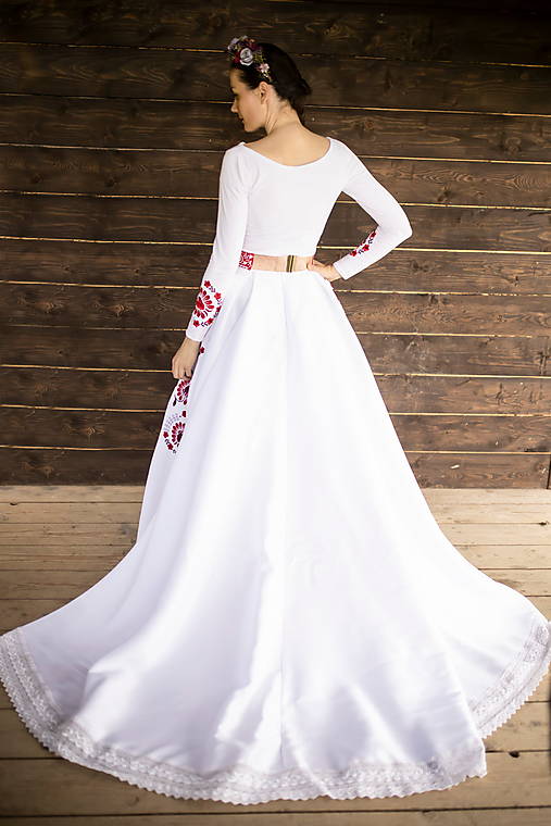 Set vyšívaná svadobná sukňa, tričko, opasok Očovianka