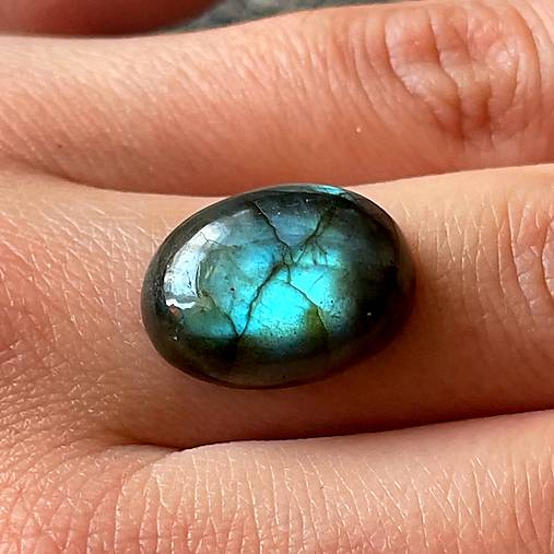 Minerály - Labradorit kabošon ovál / 18x13mm (č.18) - 13376468_