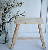 Nábytok - stolček, bledé drevo - 13385557_