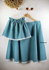 Detské oblečenie - Detská ľanová sukňa s vreckami a krajkou - 13389219_