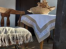 Úžitkový textil - Ľanový obrus Grandma's Story White - 13394496_