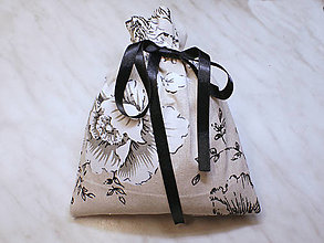 Úžitkový textil - Darčekové vrecúško, kozmetický sáčok, vrecúško na šperky, - 13406882_