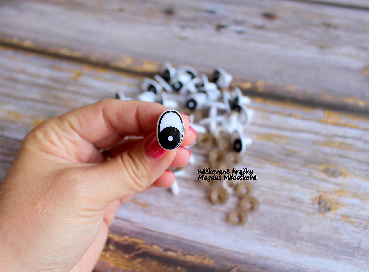 Bezpečnostné očko, čierno-biele, 1ks