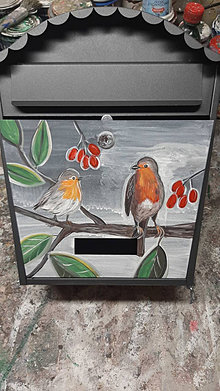 Nádoby - Vtáčik s bobuľkami - maľovaná poštová schránka - 13408659_