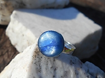 Prstene - nebeská modrá-kyanit-distén-prsteň.striebro - 13419441_