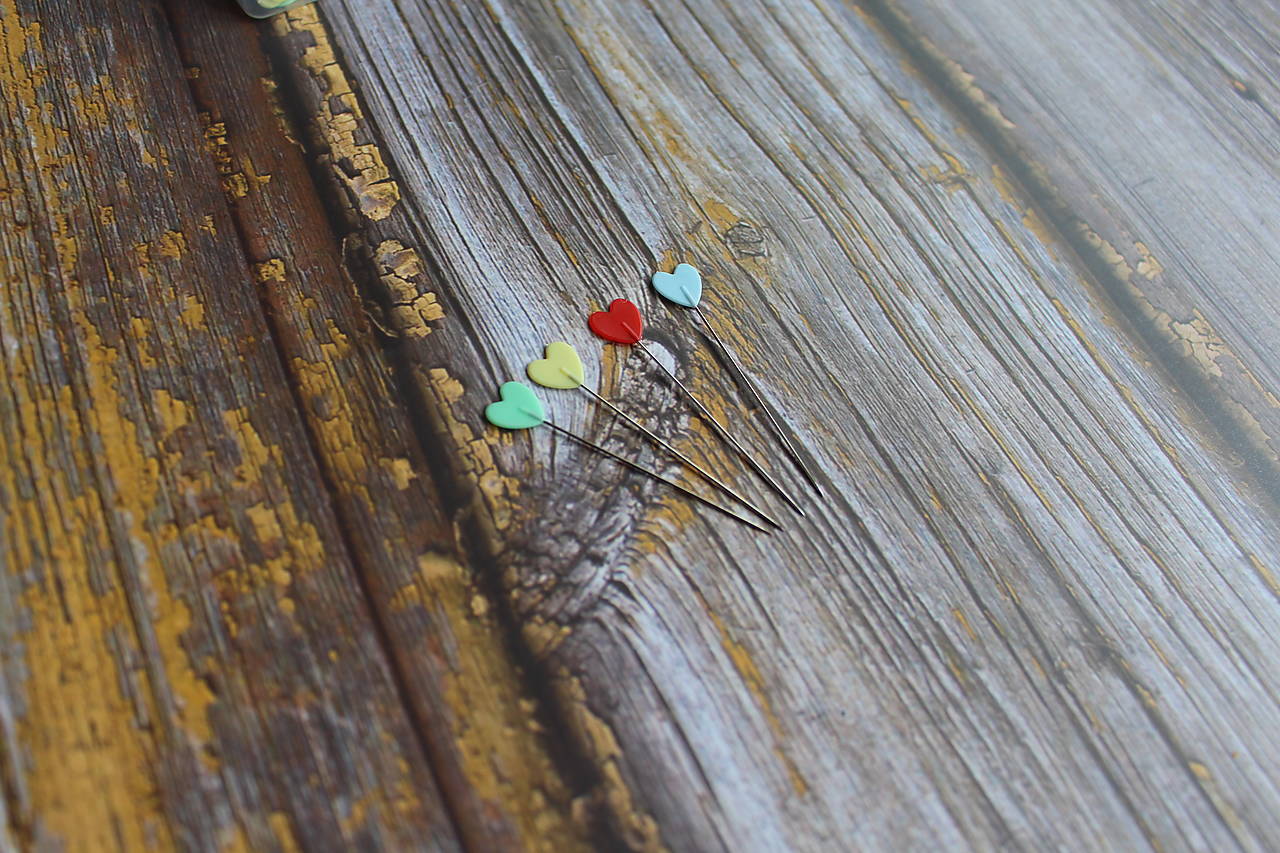 Sada špendlíkov - srdce (50ks)