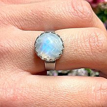 Prstene - Moonstone Stainless Steel Ring / Elegantný prsteň s mesačným kameňom - oceľ - 13447850_