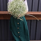 Perlička - ľanová sukňa s veľkými našitými vreckami (lesná zelená)