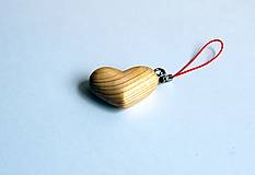 Kľúčenky - Kľúčenka z dreva - Smrekové srdiečko - 13456401_