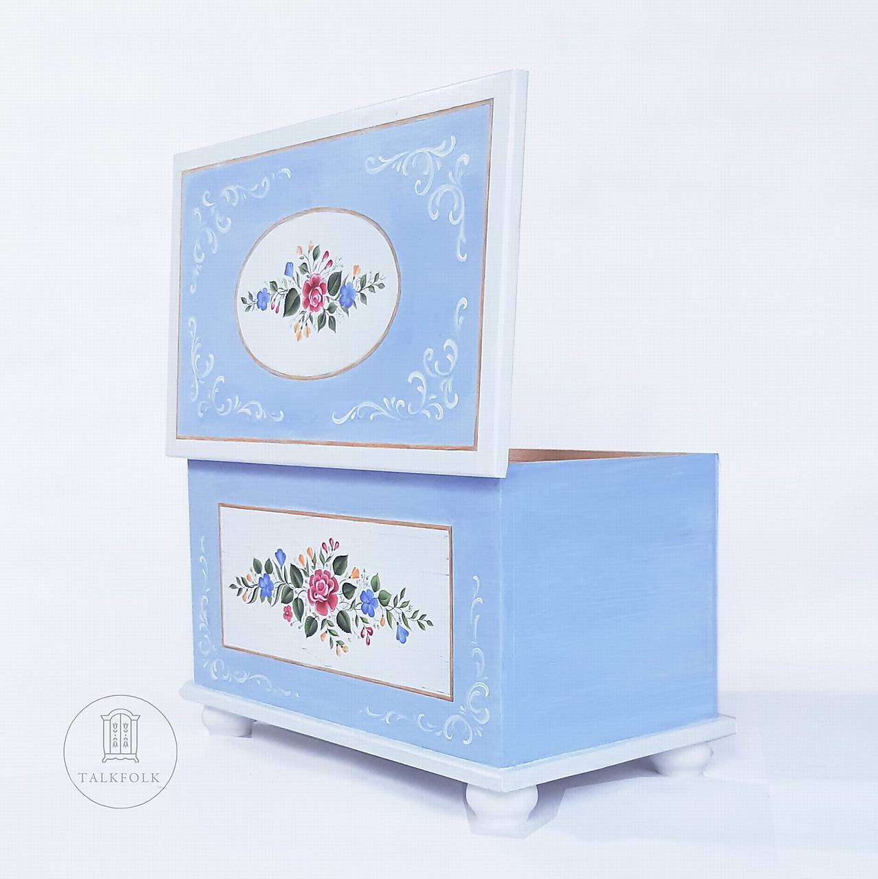 Maľovaná interiérová truhlica do detskej izby III (rôzne veľkosti) (S - D35cm-Š23cm-V23cm)