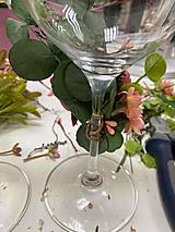 Nádoby - Kvetinová ozdoba na svadobné poháre - na mieru k vybranému produktu/setu  (Ozdoba na pohár - identická ako na foto) - 13464528_