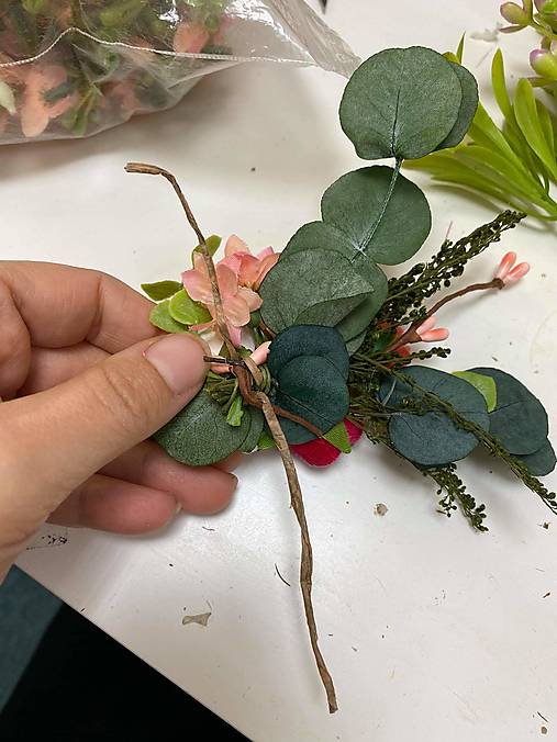 Kvetinová ozdoba na svadobné poháre - na mieru k vybranému produktu/setu
