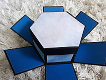 Úložné priestory & Organizácia - Hexagonálny box na fotky (S vnútornou krabičou so srdiečkami) - 13468090_