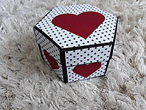Úložné priestory & Organizácia - Hexagonálny box na fotky (S vnútornou krabičou so srdiečkami) - 13468095_