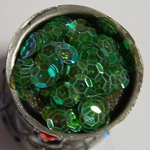 Iný materiál - Flitre lomené 7mm (zelené transparentné  AB) - 13467847_