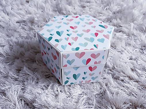 Hexagonálny box na fotky (Láska v krabičke)