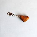 Kľúčenky - Kľúčenka z dreva - Čerešňové srdiečko tep srdca - 13474220_
