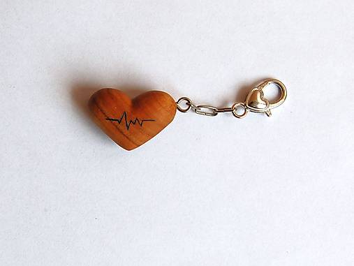 Kľúčenka z dreva - Čerešňové srdiečko tep srdca