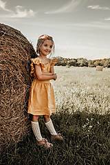 Detské oblečenie - Vtáča - dievčenské ľanové šaty s volánmi a mašľou (horčicová) - 13475930_