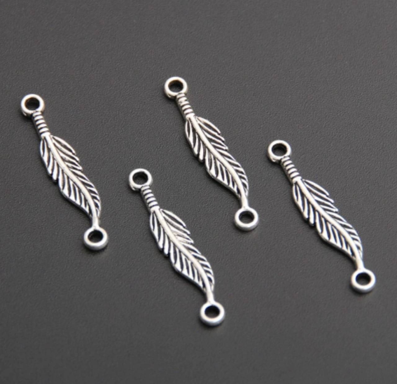 Konektor list 2,5 x 0,5 cm