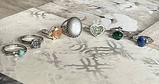 Sapphire Silver Ring AG925 / Jemný strieborný prsteň so zafírom