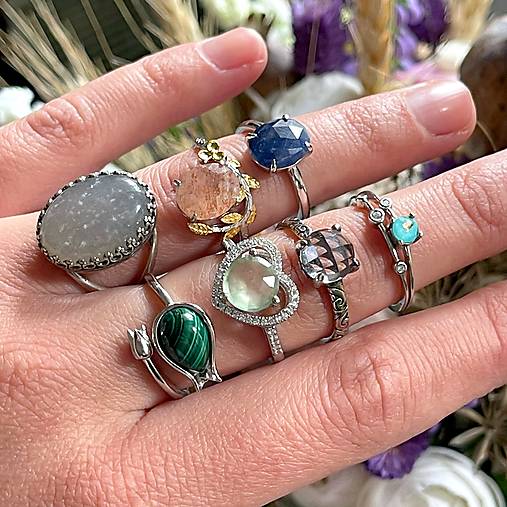 Sapphire Silver Ring AG925 / Jemný strieborný prsteň so zafírom
