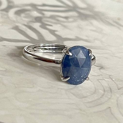 Sapphire Silver Ring AG925 / Jemný strieborný prsteň so zafírom