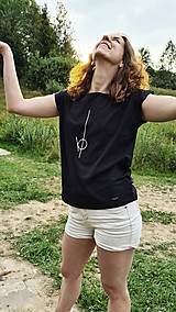 Topy, tričká, tielka - Tričko voľný strih M15 - strieborná potlač (XL) - 13500588_