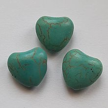 Minerály - Prírodný kameň howlit-srdce-1ks (14mm-tyrkys) - 13505233_