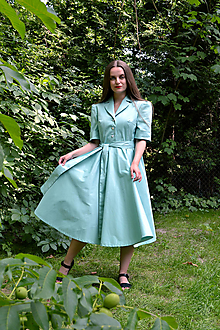 Šaty - Mintové  bavlnené šaty s fazónkou a kruhovou sukňou - 13507937_