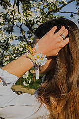 Náramky - Kvetinový náramok "nežná margarétka" - 13515140_