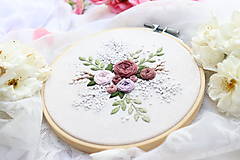 Dekorácie - Výšivka Lesná tôňa ♡ - 13518298_