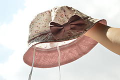Detské čiapky - Letný utraľahký  klobúčik batist kvietky - 13519828_